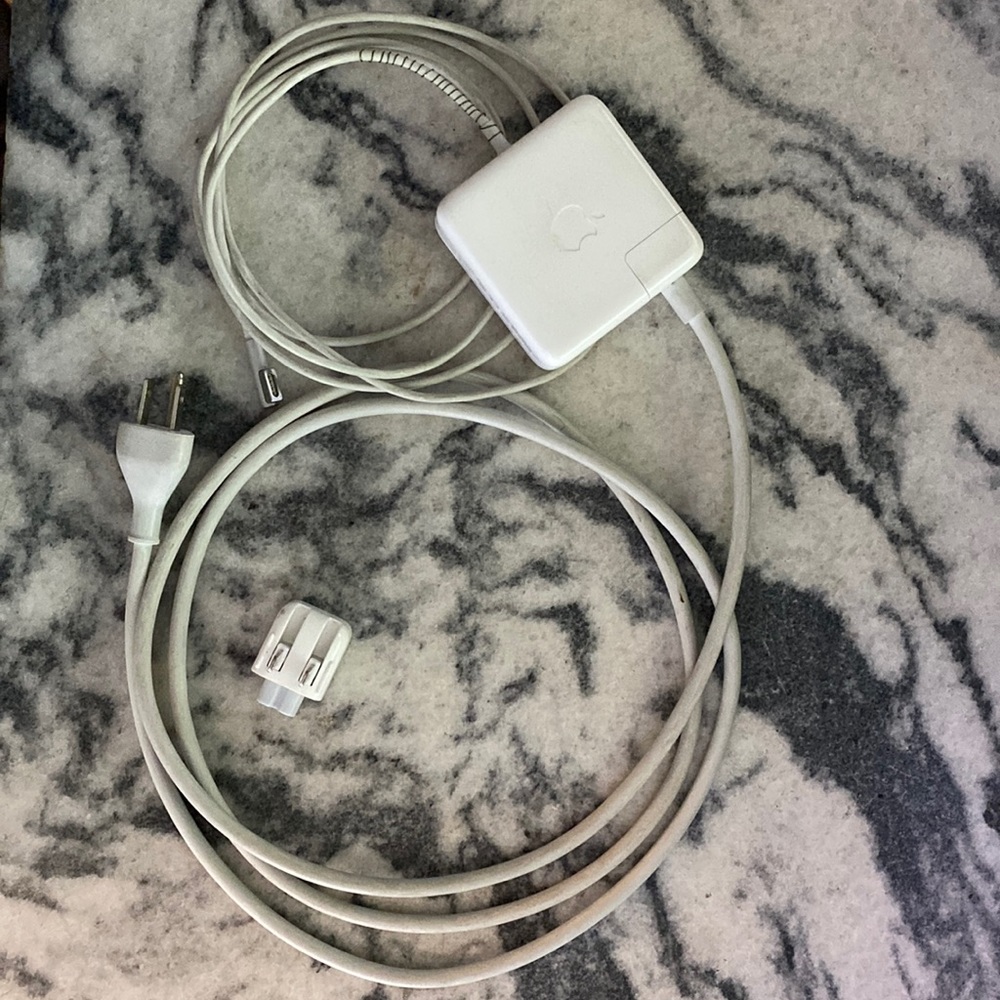 Apple Laptop Charger